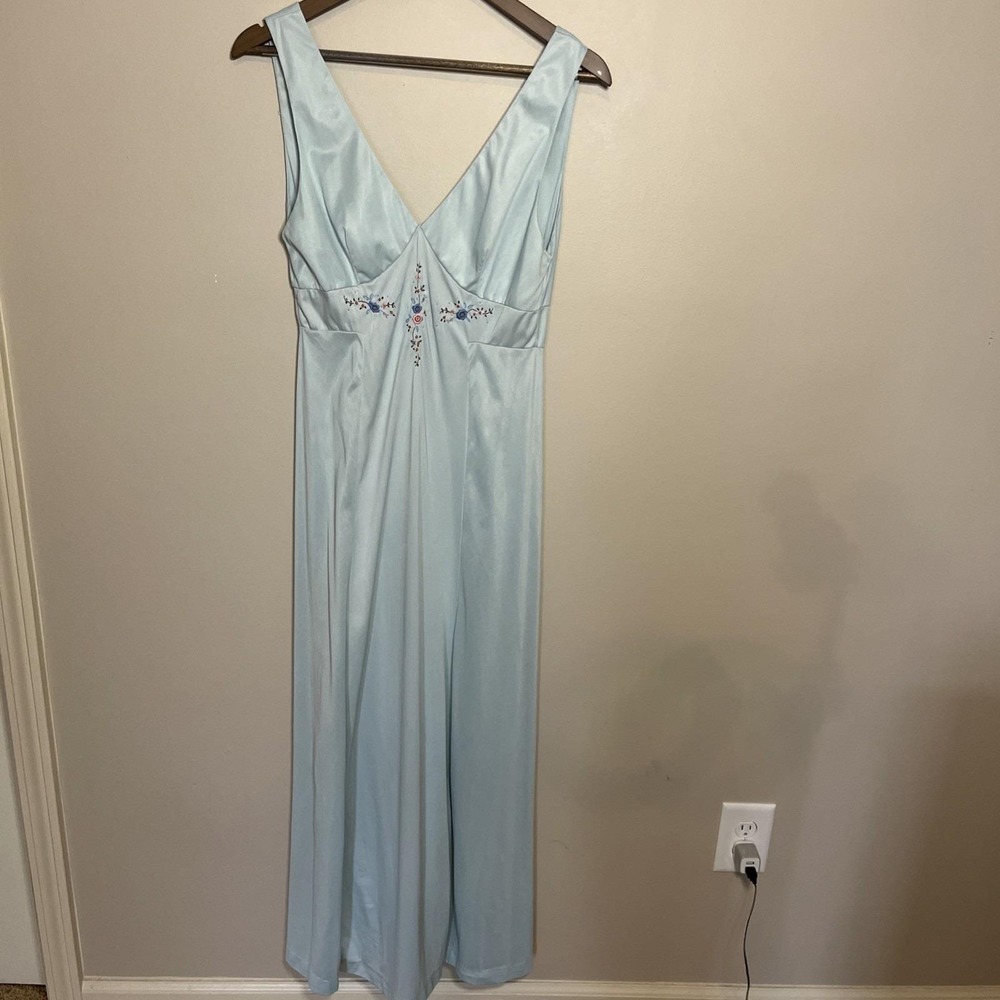 Vintage 1970s Night Shift Light Blue Nightgown Hand Embroidered Empire‎ Waist